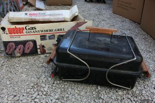 Vintage Weber Go Anywhere Gas Grill,  One Size Black Camping