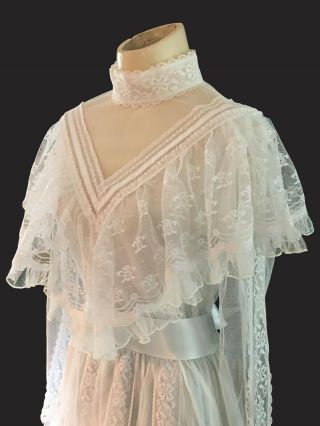 VINTAGE 70 ' S GUNNE SAX WHITE SHEER LACE,  RIBBON AND RUFFLES WED EDWARDIAN STYLE 4