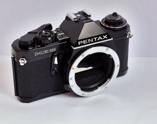 Vintage Pentax Me Slr 35mm Camera - Body Only.  Classic Photography