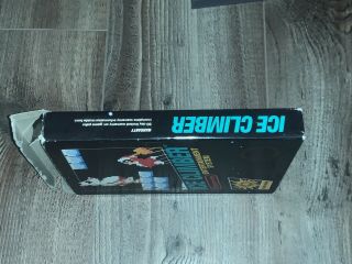Ice Climber Complete CIB Nintendo 1985 RARE Hangtab 5 Screw Black Box NES 3