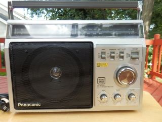 Vintage Panasonic Portable Am Fm 2 - Band Receiver Rf - 1401 Radio