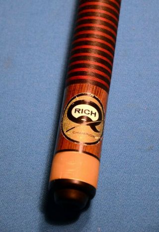 Vintage Rich Q Pool Cue - 4 Points,  Factory Sticker,  1970s,  Great Example