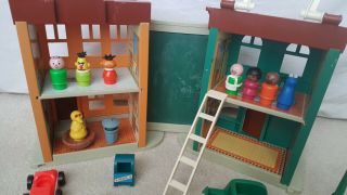 VINTAGE FISHER PRICE LITTLE PEOPLE PLAY FAMILY SESAME STREET (938) 2