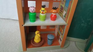 VINTAGE FISHER PRICE LITTLE PEOPLE PLAY FAMILY SESAME STREET (938) 3