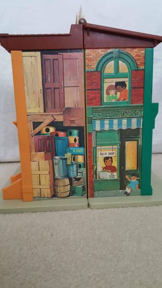 VINTAGE FISHER PRICE LITTLE PEOPLE PLAY FAMILY SESAME STREET (938) 8