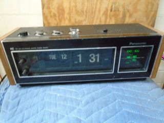 Vintage Panasonic Am/fm Calendar Digital Flip Alarm Clock Radio Rc - 6493