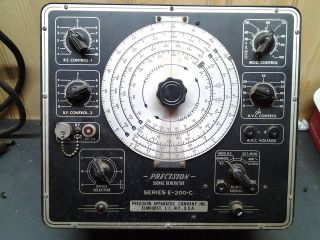 Vintage Precision Rf Signal Generator Series E - 200 - C