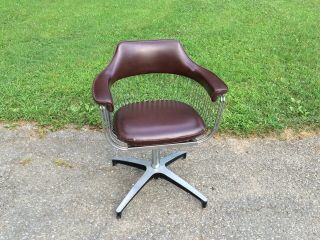 Vintage Mid Century Modern Eames Era Leather Chrome Lounge Office Swivel Chair