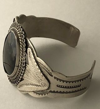 VINTAGE NATIVE AMERICAN INDIAN SILVER AND PETRIFIED WOOD CUFF BRACELET 4