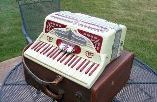 Vintage Cingolani Accordion - Custom Built Made In Italy w/Case 2