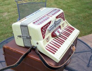 Vintage Cingolani Accordion - Custom Built Made In Italy w/Case 3