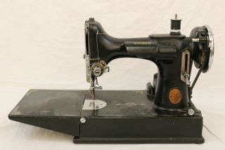 Vtg Singer Portable Sewing Machine In Case AF379462 6
