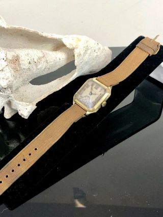 Vintage Hamilton Wrist Watch 17 Jewels 14 K Gf.  Collectible Historic.