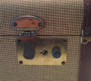 Vintage Tweed Train Case Make Up Carry On Case Suitcase Luggage Bakelite Handle 8