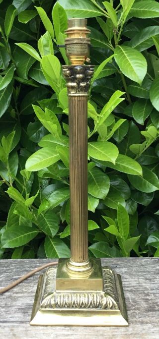 Vintage Brass Corinthian Column Table Lamp 13” Tall 4