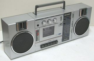 Vintage Sharp Gf - 7300c 4 Band Boombox Am Sw1 Sw2 Fm Stereo 110 / 220 V Perfect
