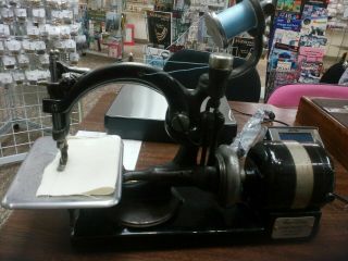 Willcox and Gibbs sewing machine 6