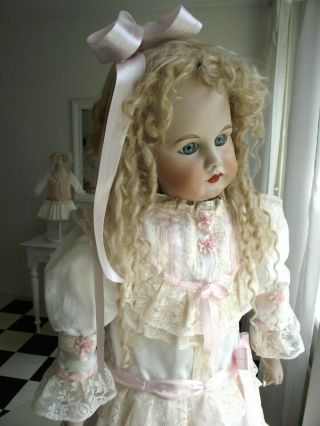 STUNNING antique off - white/pink dress for a 25/26/27 