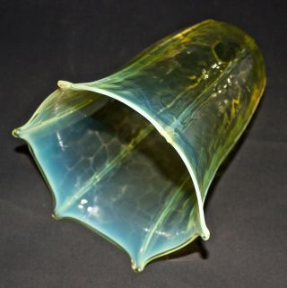 Good Antique Arts And Crafts Art Nouveau Vaseline Glass Lamp/light Shade