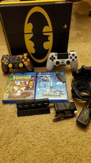Batman 1tb Playstation 4 Fw 5.  05 With Rare P.  T.  Demo,  Extra Controller And More