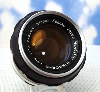 Nikkor - S Auto 1:1,  4 F=50mm Nippon Kogaku Fast Nikon 50mm F/1.  4 Vintage Lens L14