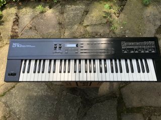 Vintage Roland D - 10 61 - Key Multi Timbral Linear Synthesizer Keyboard