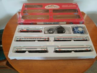 Vintage Ihc James E Strates Shows Ho Scale Train Set - In Open Box