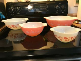 Pyrex Pink Gooseberry Cinderella Nesting Mixing Bowls 1950 