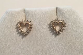 Vintage 10k Yellow Gold Natural Diamond Post Stud Heart Earrings