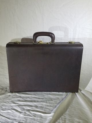 Solid Vintage Mutual 18 " Brown Leather Brief Case