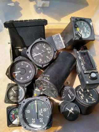 Box of vintage aircraft instrument gauges Radar altimeter,  VSI,  etc 5