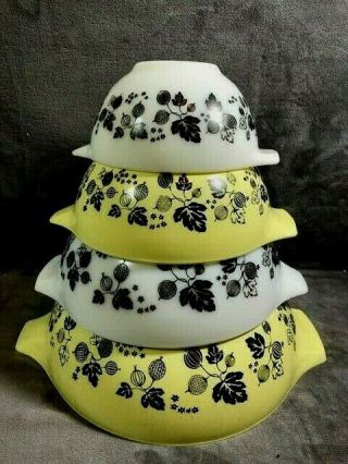 Vintage Pyrex Black Yellow White Gooseberry Cinderella Nesting Mixing Bowls