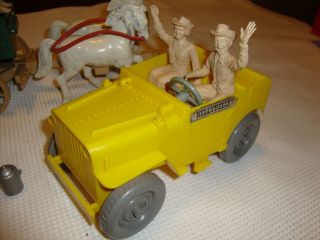 Vintage Ideal ROY ROGERS Fix - It Chuck Wagon & Jeep 3