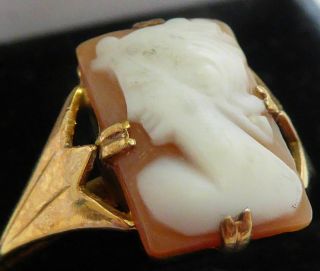 Vintage 9ct Gold Cameo Ring Size P 1/2