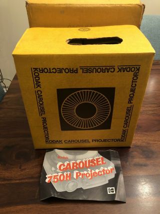 Vintage Kodak Carousel 750h Slide Projector With Remote