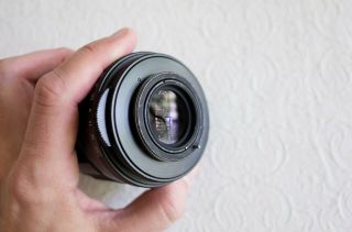 Asahi Pentax - Takumar 85mm f/1.  9 M42 - mount vintage lens w/ B,  W Clear Filter 9