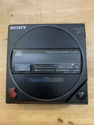 Vintage Sony D77 Fm/am Discman W/ Bp200 Battery Pack Includes Soft Case