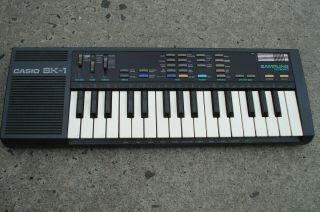 Casio Sk - 1 Vintage Sampling Keyboard