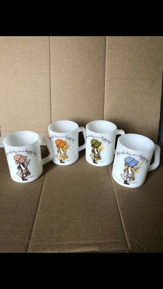 Set Of 4 Vintage 1972 Federal Milk Glass Holly Hobbie Coffee Mugs Cups