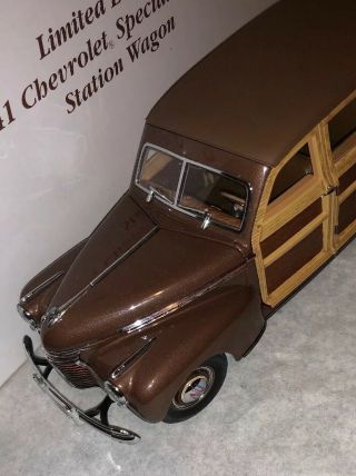 Danbury 1941 Chevrolet Special Deluxe Station Wagon 1/24 W Box Rare 7