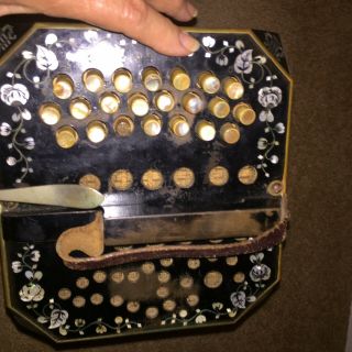 Antique Vintage Pearl Queen Concertina Accordion & Case 76 Key - Double Reed 5