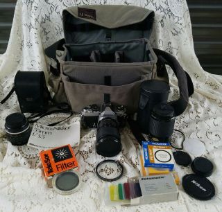 Vtg.  Nikon Fm 35mm Slr Film Camera 3 Lenses Nikkor 55mm F/3.  5,  Tamron,  Promura