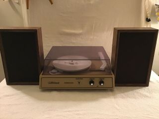 Vintage Ge Wildcat Record Player With Matching Speakers And
