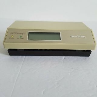 Vintage HONEYWELL Chronotherm III T8602C1046,  Programmable Digital Thermostat 8
