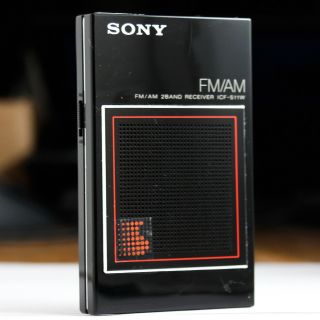 Ultra Rare Vintage Sony Micro Transistor Icf - S11w Am/fm Radio Speaker Walkman