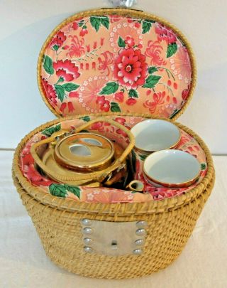 Vintage Chinese Tea Pot And Cups In Picnic Basket