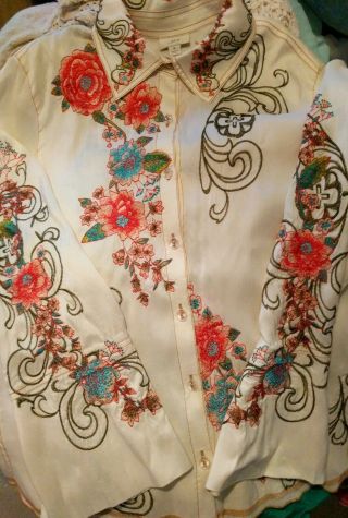 Johnny Was For J.  Jill S Ivory Silk Multicolor Embroidered Blouse Rare Vintage S