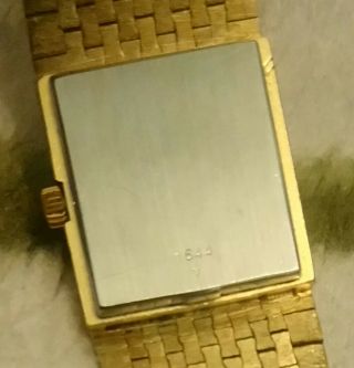 VINTAGE GENTS ROTARY DRESS WATCH WITH DATE AT 3 OCLOCK 6