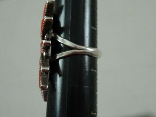 Vintage Zuni Coral Petit Point Starburst Sterling Silver Ring sz 7.  5 J Ghahate 8