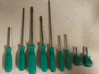 Snap On Tools 9 Piece Vintage Green Handle Slotted & Phillips Screwdriver Set